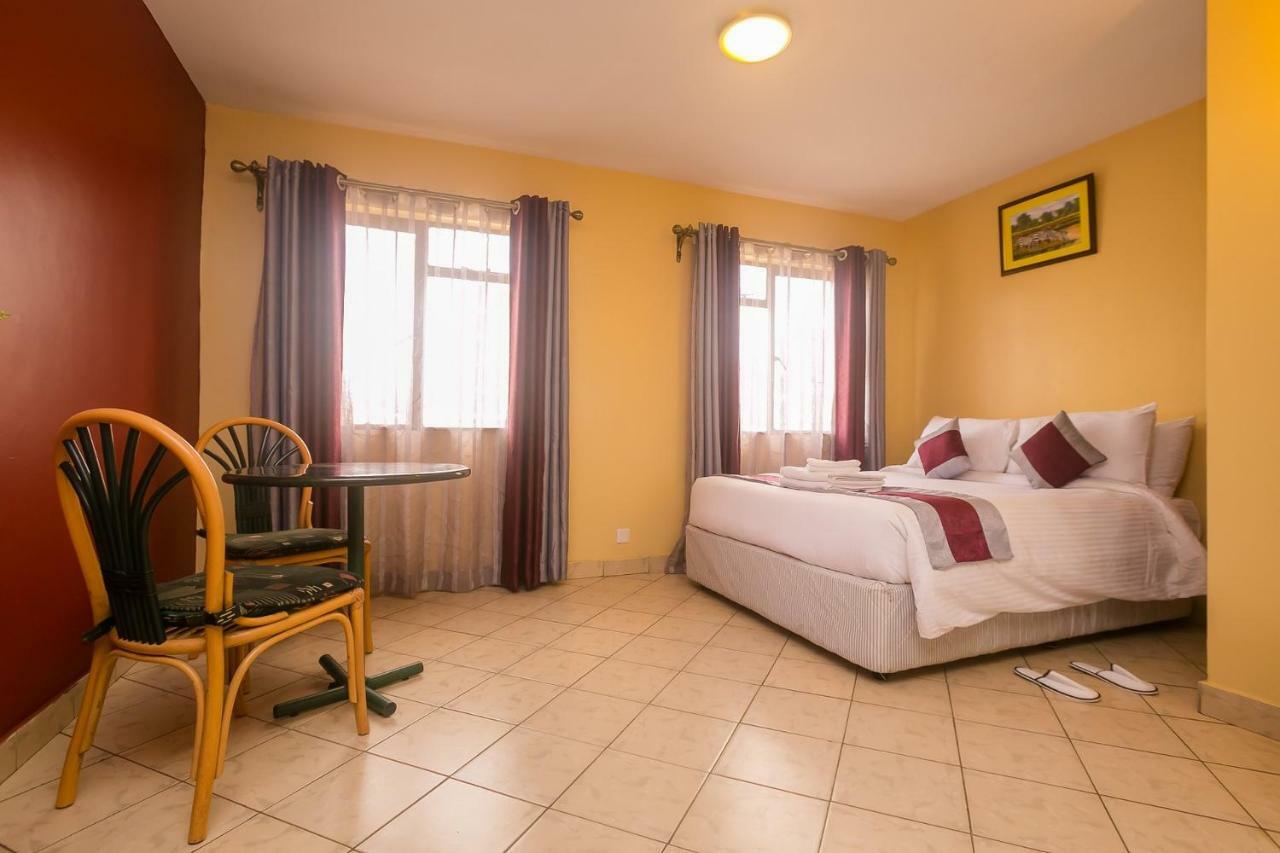 Plus254 Hotel Nairobi Exterior photo
